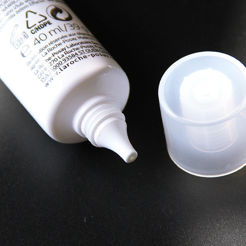 La Roche-Posay EFFACLAR Duo+ | Auxilia no tratamento das marcas de espinhas, cicatriza e reduz a vermelhidão. - Picuí Magazine