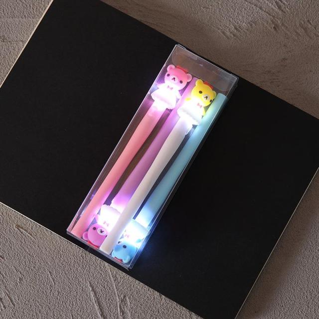 KIT 4 CANETAS UNICÓRNIOS KAWAII LED GLITTER - Picuí Magazine